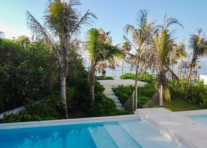 Secret Walk To Pools With Ocean Views