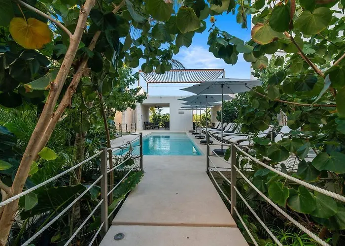 Secret Walk To Pools With Ocean Views Akumal